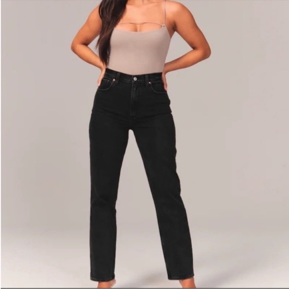 Abercrombie & Fitch The 90's Straight Ultra High Rise Black Jean Curve Love 4L - Picture 1 of 9